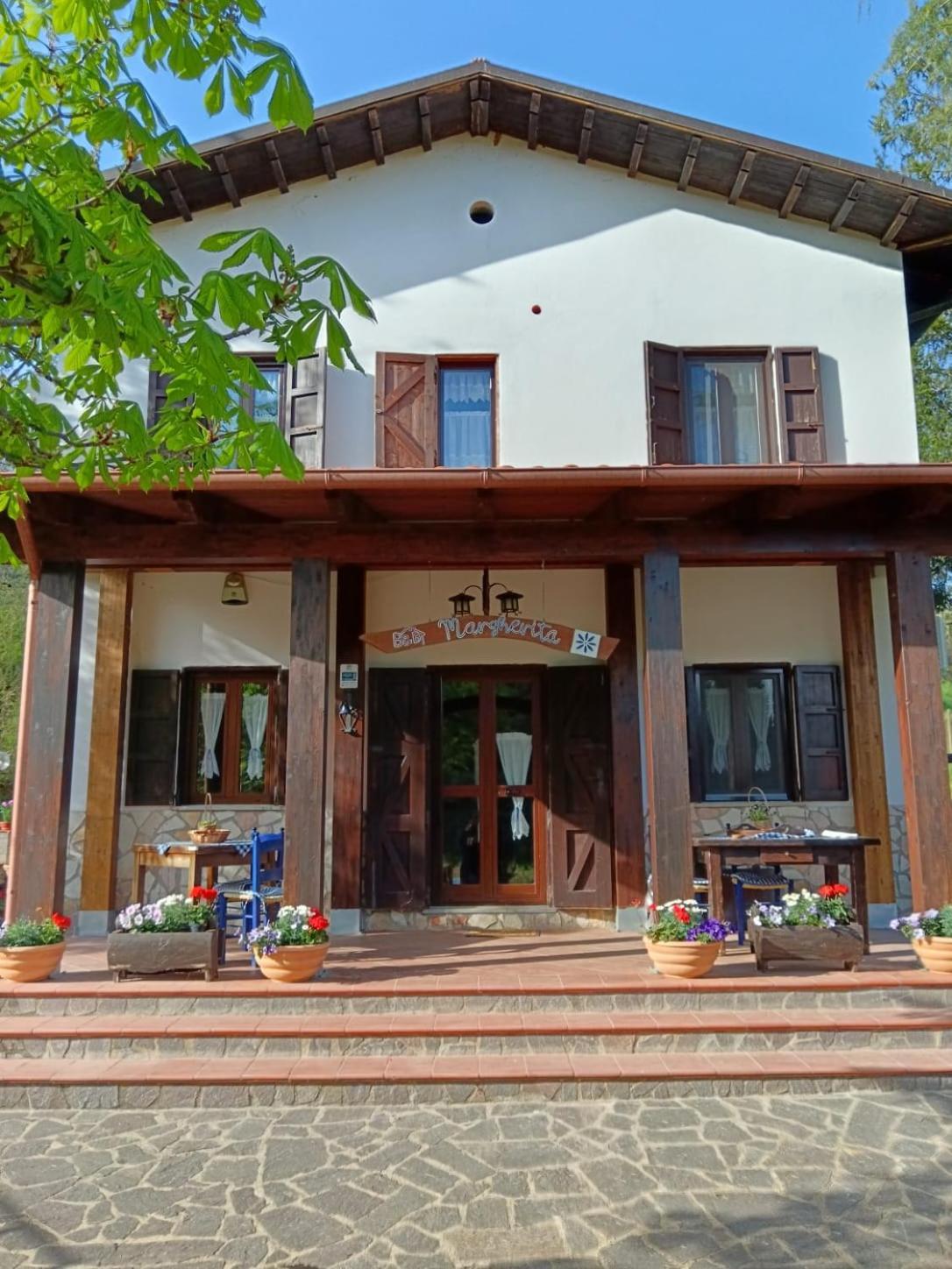 Bed And Breakfast Margherita & Home Restaurant Gerano Exteriér fotografie